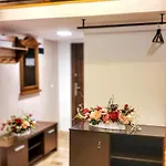 ゲストハウス Casa Crown 3*