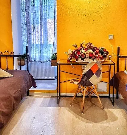 Konukevi Casa Crown 3*