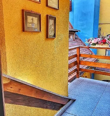 Casa Crown