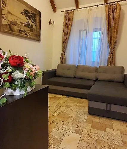 Guest house Casa Crown